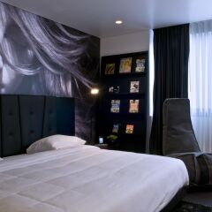 Отель B-Aparthotel Regent 3* Представительский номер