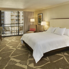 Отель Hilton Hawaiian Village Waikiki Beach Resort 4* Стандартный номер с различными типами кроватей фото 2
