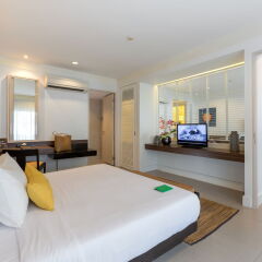 Отель Sawaddi Patong Resort & Spa 4* Люкс с различными типами кроватей