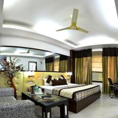 Отель Sohi Residency 3* Номер Делюкс с различными типами кроватей