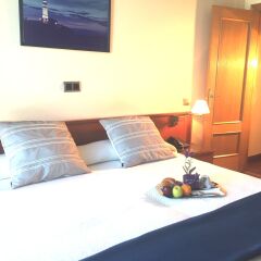 Hotel Nueva Plaza 3* Стандартный номер с двуспальной кроватью