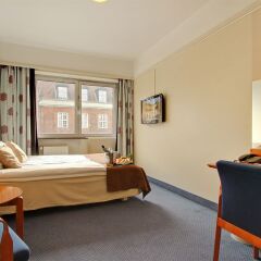 Richmond Hotel 3* Стандартный номер с разными типами кроватей фото 5