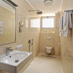 Tara Hotel ванная