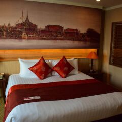 Отель Ramada Plaza by Wyndham Bangkok Menam Riverside 5* Президентский люкс с различными типами кроватей