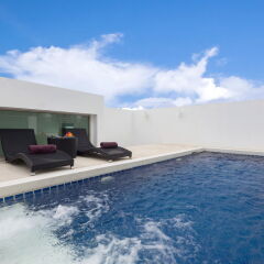 Апартаменты The Regent Phuket Serviced Apartment Kamala Beach терраса/патио