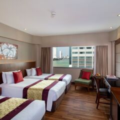 Отель Ramada Plaza by Wyndham Bangkok Menam Riverside 5* Номер Делюкс с различными типами кроватей