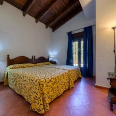Отель Hacienda Roche Viejo Стандартный номер с различными типами кроватей