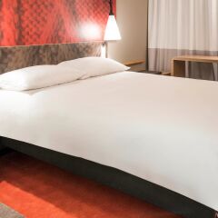 Отель Ibis Heroes Square Стандартный номер