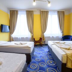 Hotel Otakar 3* Стандартный семейный номер с двуспальной кроватью