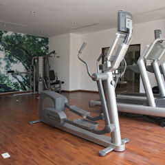 Отель Suites Malecon Cancun гимнастика