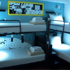 Fénix Beds Hostel Кровать в общем номере с двухъярусной кроватью