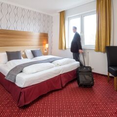 Arion Airport Hotel 4* Стандартный номер с различными типами кроватей фото 3