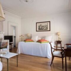Grand Hotel Plaza 5* Полулюкс с двуспальной кроватью