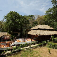Отель Baan Krating Phuket Resort собственный двор