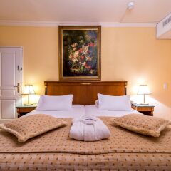 Hotel Century 4* Стандартный номер с двуспальной кроватью