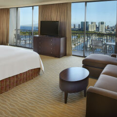 Отель Hilton Hawaiian Village Waikiki Beach Resort 4* Люкс с различными типами кроватей фото 3