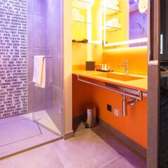 Отель Jaz Amsterdam 4* Номер Bassline фото 2