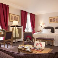 Hotel Le Littre 4* Стандартный семейный номер с двуспальной кроватью