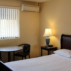 Harmon Loop Hotel 2* Стандартный номер с разными типами кроватей