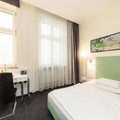 Select Hotel Berlin Checkpoint Charlie 4* Стандартный номер с разными типами кроватей фото 2