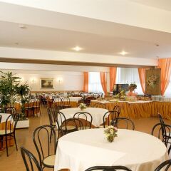 Quality Hotel Rouge et Noir Roma ресторан