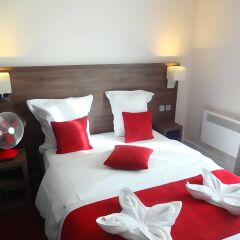 Hotel La Perle Montparnasse 2* Номер Комфорт с различными типами кроватей
