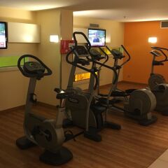 Movenpick Hotel Amsterdam City Centre гимнастика