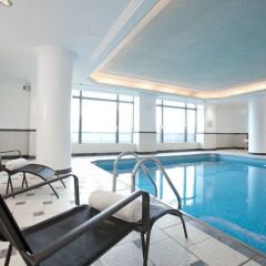 Отель Hilton Paris Charles De Gaulle Airport бассейн фото 2