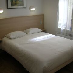 Hotel Darcet 2* Стандартный номер с двуспальной кроватью