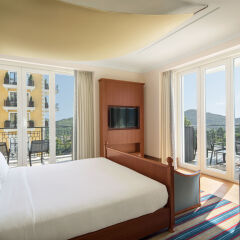 Отель Regent Porto Montenegro популярное изображение