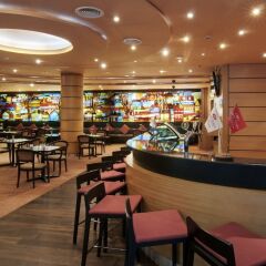 Гостиница Crowne Plaza Moscow World Trade Centre гостиничный бар