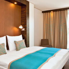 Отель Motel One Berlin KuDamm 3* Стандартный номер с различными типами кроватей