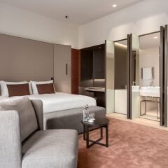 NH Collection Amsterdam Grand Hotel Krasnapolsky 5* Представительский номер с различными типами кроватей