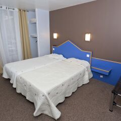 Отель Hipotel Paris Pere-Lachaise Republique 3* Стандартный номер с 2 отдельными кроватями