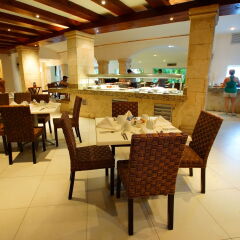 Отель Adhara Hacienda Cancun (ex Radisson) Мексика, Канкун - отзывы, цены и фото номеров - забронировать отель Adhara Hacienda Cancun (ex Radisson) онлайн ресторан