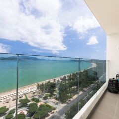 Отель Citadines Bayfront Nha Trang 5* Студия Делюкс с различными типами кроватей