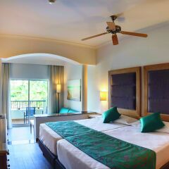 Hotel Riu Guaraná 4* Номер категории Премиум с различными типами кроватей