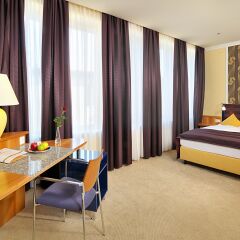 M-Square Hotel 4* Люкс фото 4