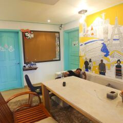 Отель FunFun Stay 2* Кровать в женском общем номере с двухъярусной кроватью
