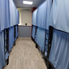 Хостел Russland Кровать в общем номере