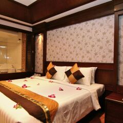 Rayaburi Hotel Patong 4* Люкс