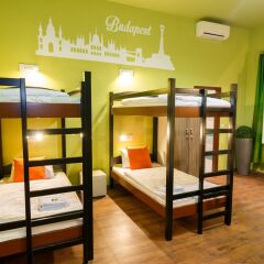 Full Moon Design Hostel Budapest Кровать в общем номере фото 2