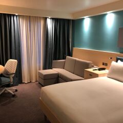 Отель Hampton by Hilton Bristol Airport 3* Стандартный номер с различными типами кроватей