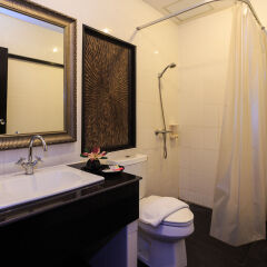 Long Beach Hotel Patong комната для гостей фото 19