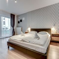 Апартаменты Apartinfo Chmielna Park Apartments Улучшенная студия с различными типами кроватей