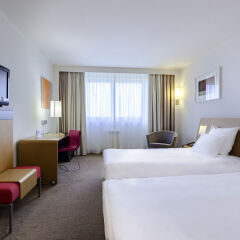 Отель Novotel Zurich City-West 4* Улучшенный номер с различными типами кроватей фото 5