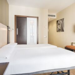 Hotel ILUNION Auditori комната для гостей фото 6