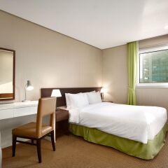 Отель Ramada Encore Seoul Dongdaemun 3* Улучшенный номер с различными типами кроватей