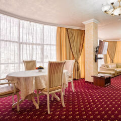Гостиница Amici Grand 4* Люкс с разными типами кроватей фото 4