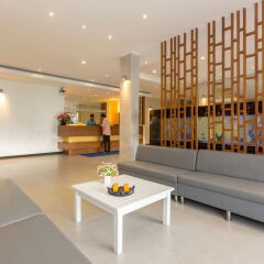 Отель Patong Bay Residence приемная
